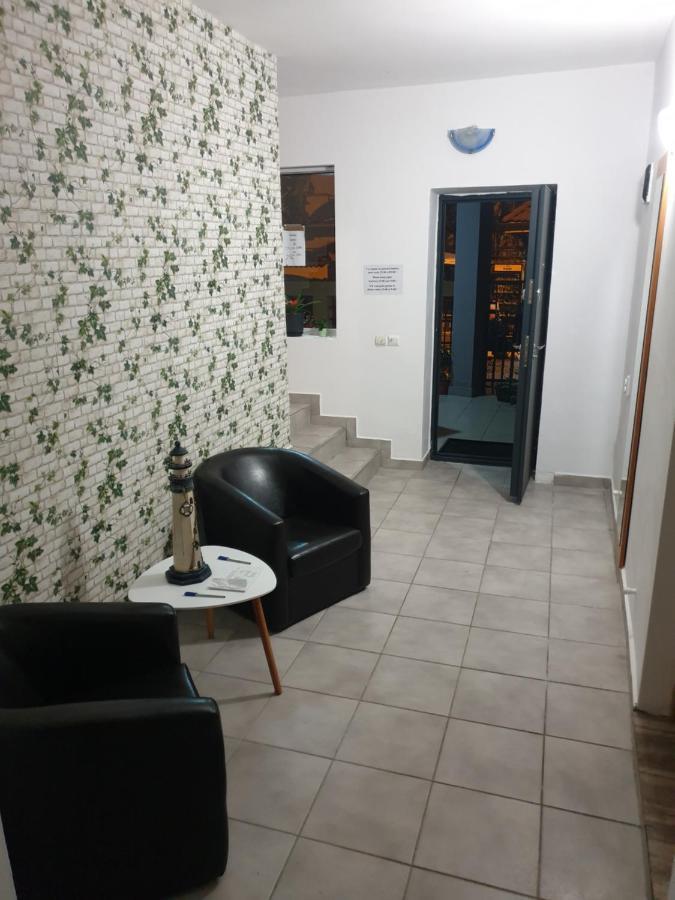 Ostello Dms Family House Eforie Sud  Esterno foto